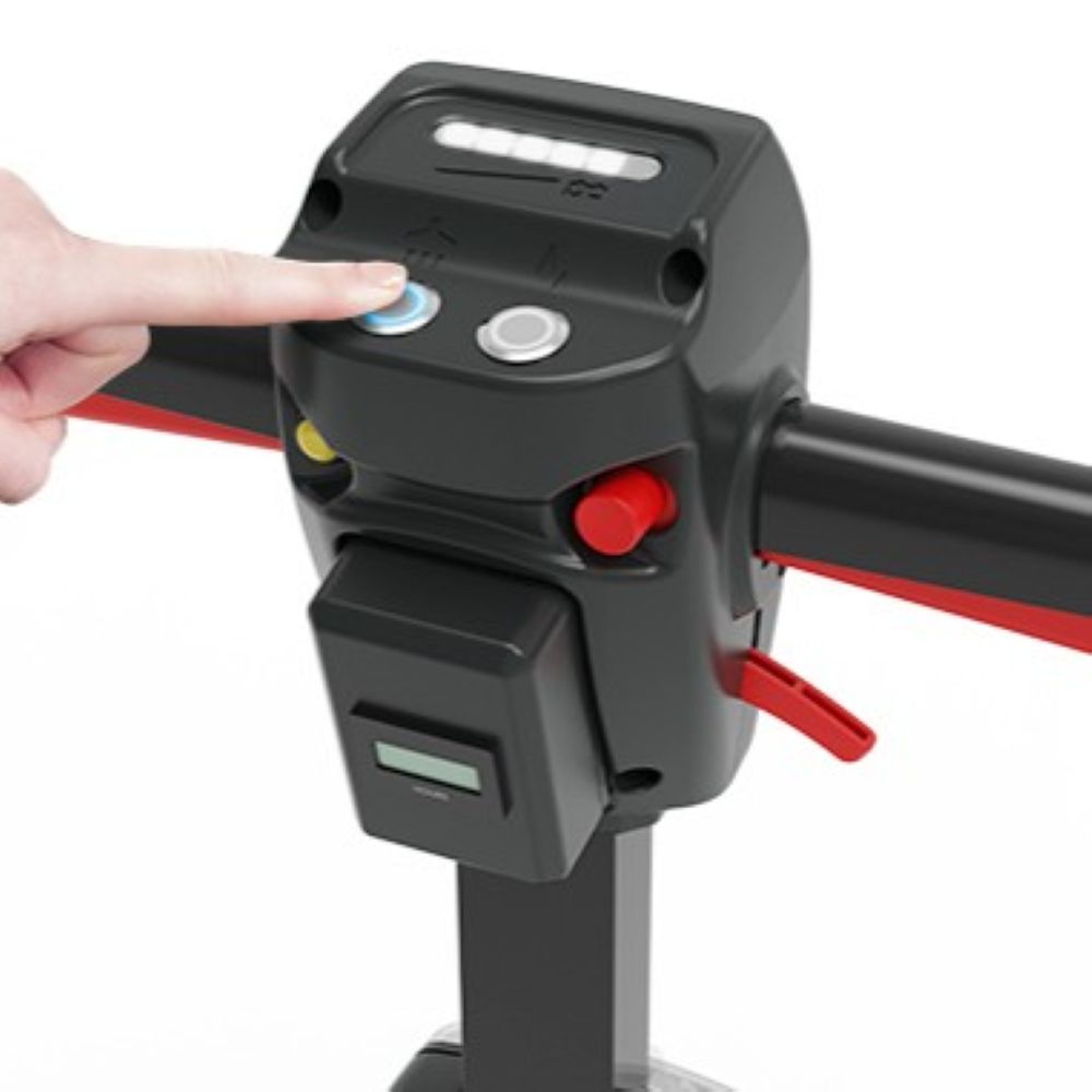 Panel sterowania z licznikiem motogodzin w automacie do mycia podłóg Numatic NCC 440 NX