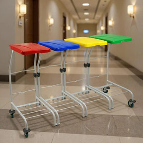 Stelaż na worki na odpady malowany proszkowo EURO ZIBI 4 x 70-120l w hotelu