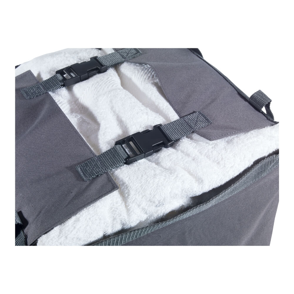 System zamykania worka w wózkach hotelowych na pranie z serii NX marki Numatic