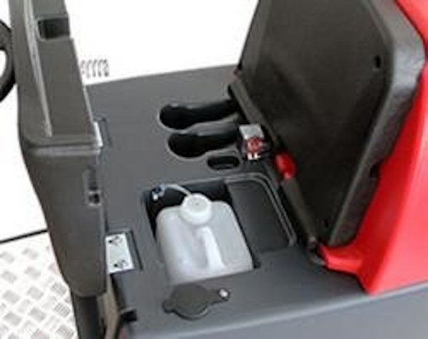 Cleanfix RA SAUBER 800 – maszyna czyszcząca samojezdna 